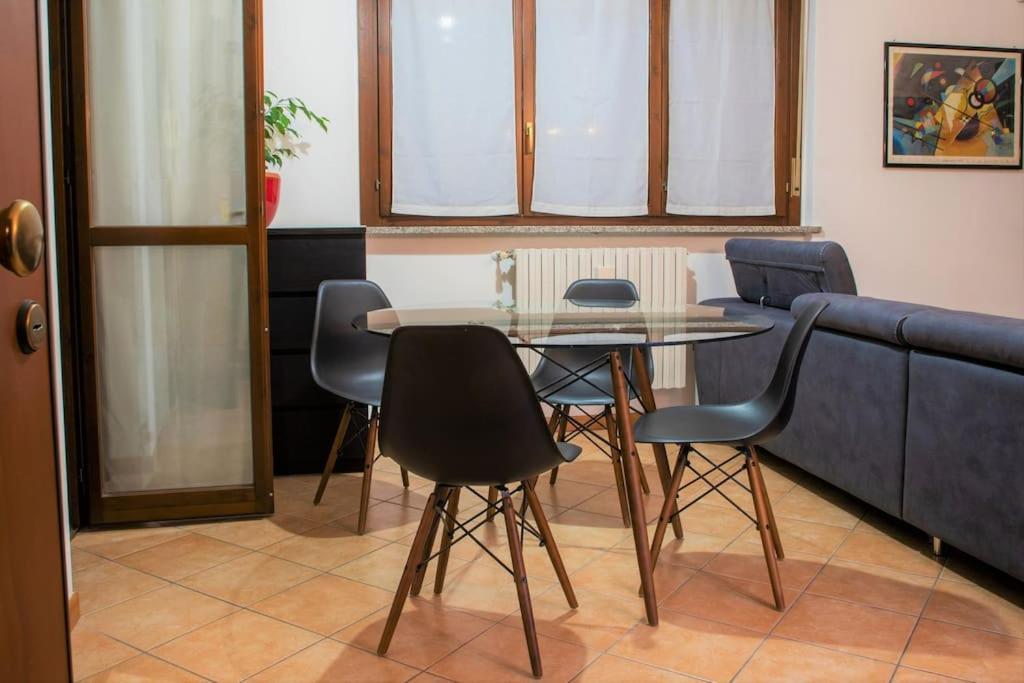 Casa Spezia - Metro Vicina, Wi-Fi Rapido & Netflix Apartment ตูริน ภายนอก รูปภาพ