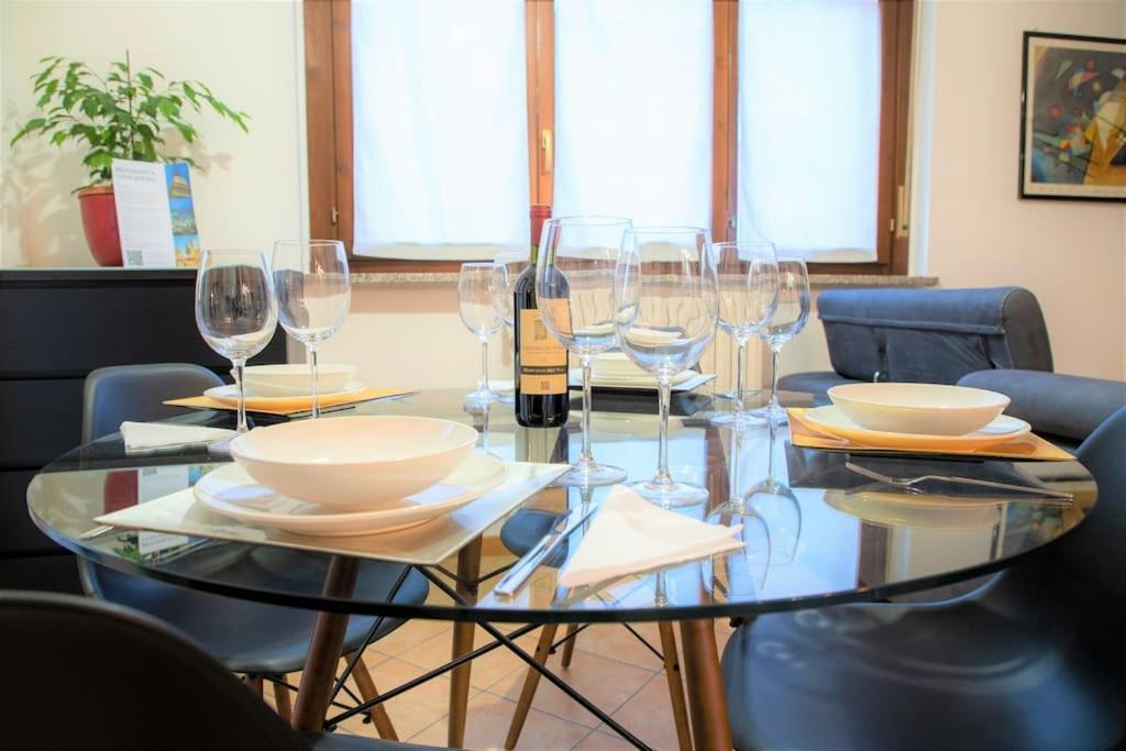 Casa Spezia - Metro Vicina, Wi-Fi Rapido & Netflix Apartment ตูริน ภายนอก รูปภาพ