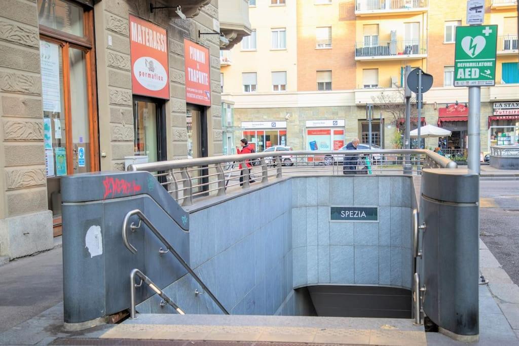 Casa Spezia - Metro Vicina, Wi-Fi Rapido & Netflix Apartment ตูริน ภายนอก รูปภาพ