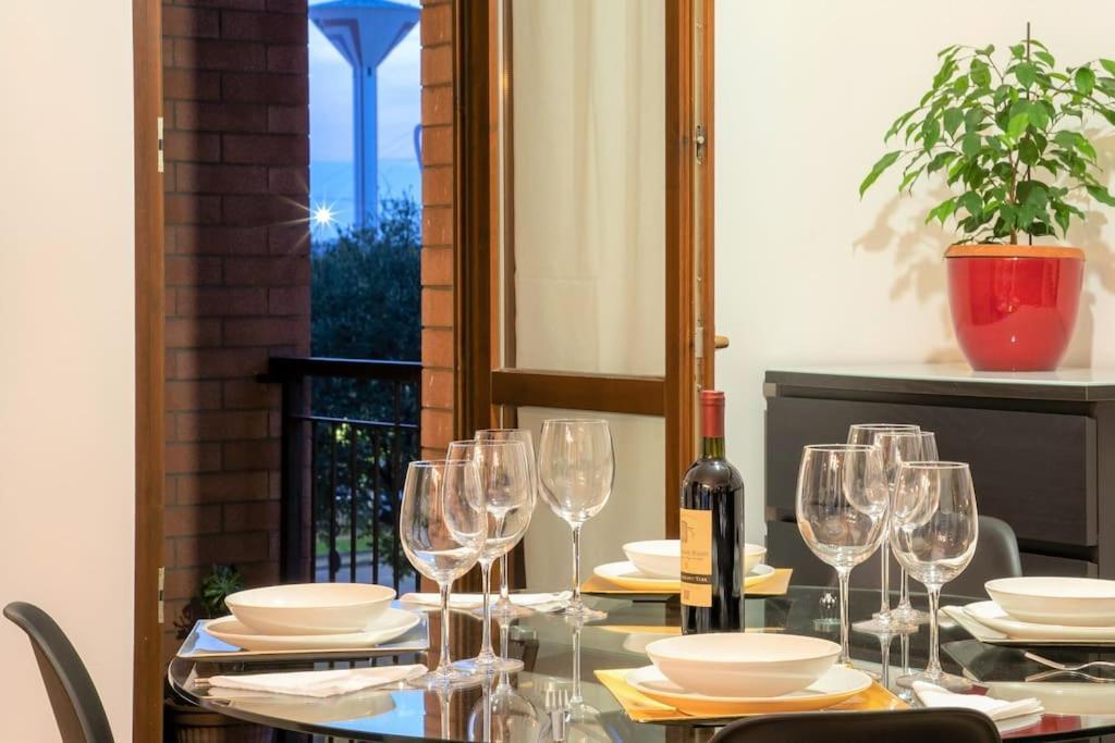 Casa Spezia - Metro Vicina, Wi-Fi Rapido & Netflix Apartment ตูริน ภายนอก รูปภาพ